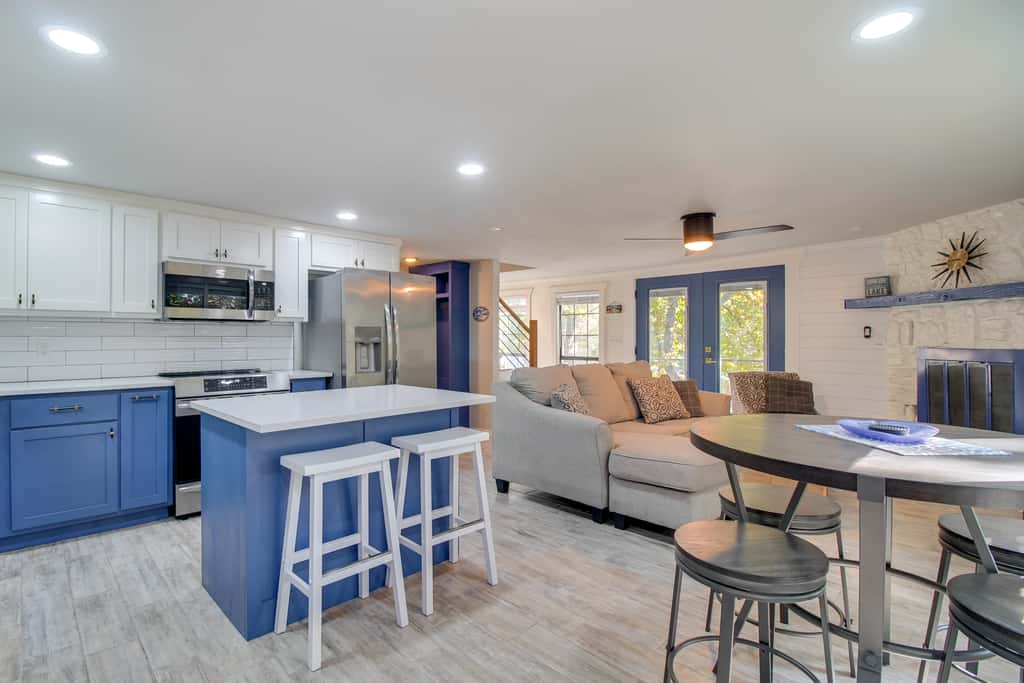 Game Room, Dock & Hot Tub: Grand Lake Getaway
