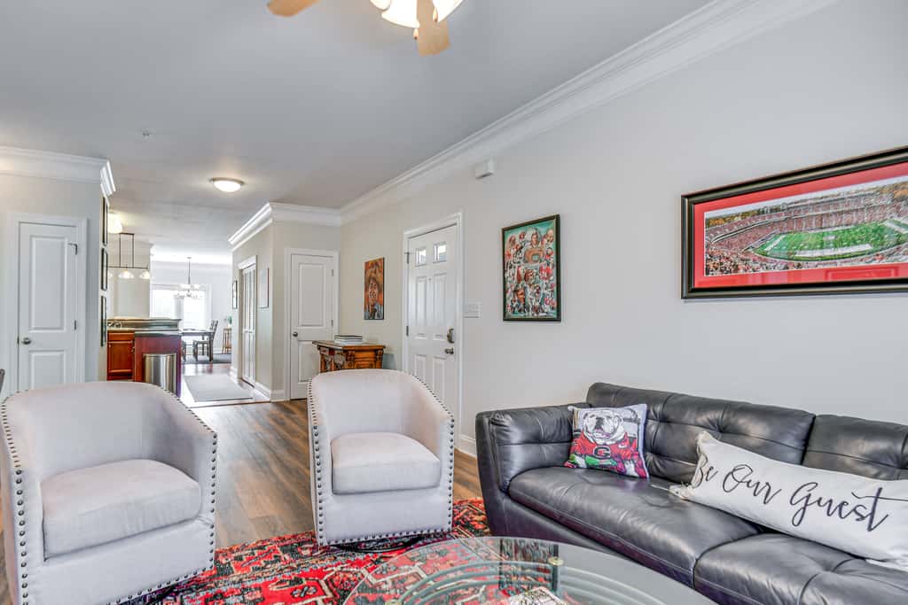 2 Private Balconies, Sanford Stadium 2 Mi