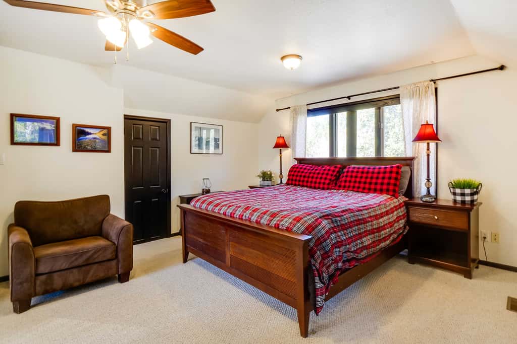 Roomy Alma Cabin w/ Pool Table: Ski, Hike, & Fish!