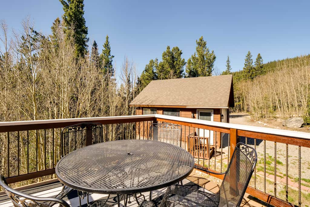 Roomy Alma Cabin w/ Pool Table: Ski, Hike, & Fish!
