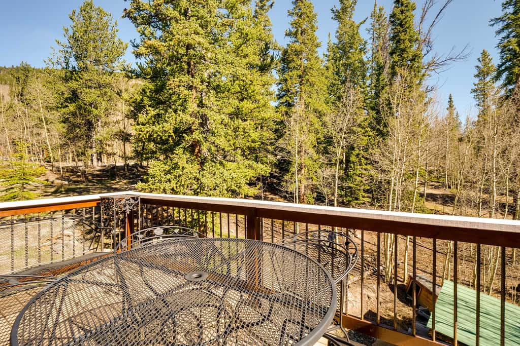 Roomy Alma Cabin w/ Pool Table: Ski, Hike, & Fish!