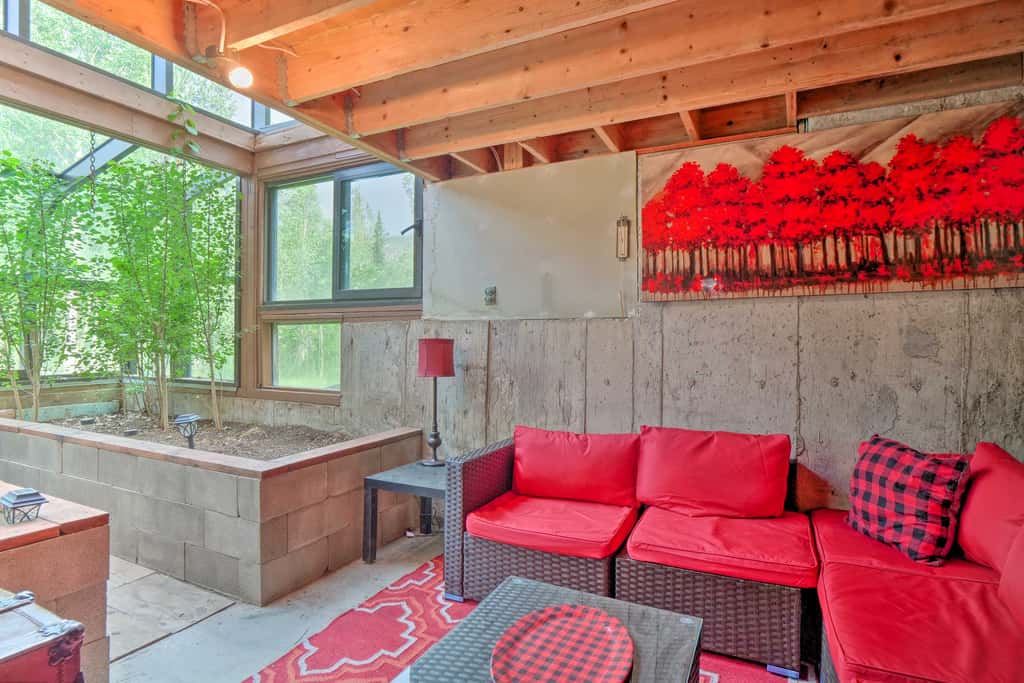 Roomy Alma Cabin w/ Pool Table: Ski, Hike, & Fish!