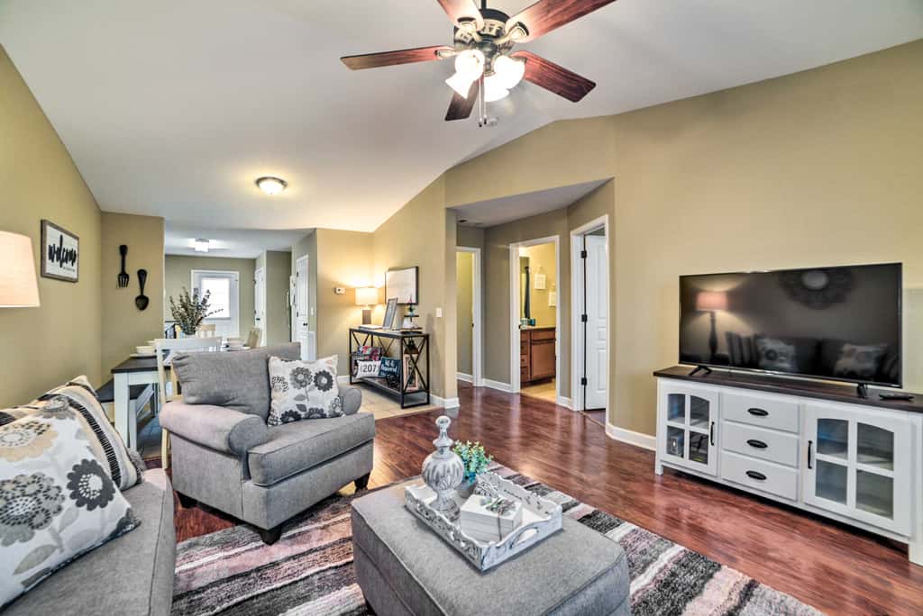 Quaint Family Home Near Downtown Murray & MSU
