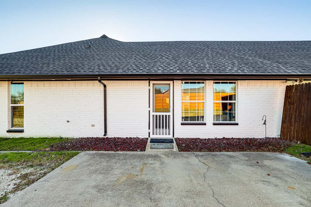 Granbury Studio - 10 Mins From Town + The Lake!