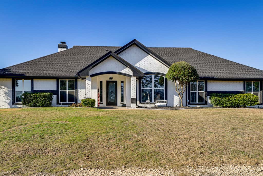 Granbury Studio - 10 Mins From Town + The Lake!