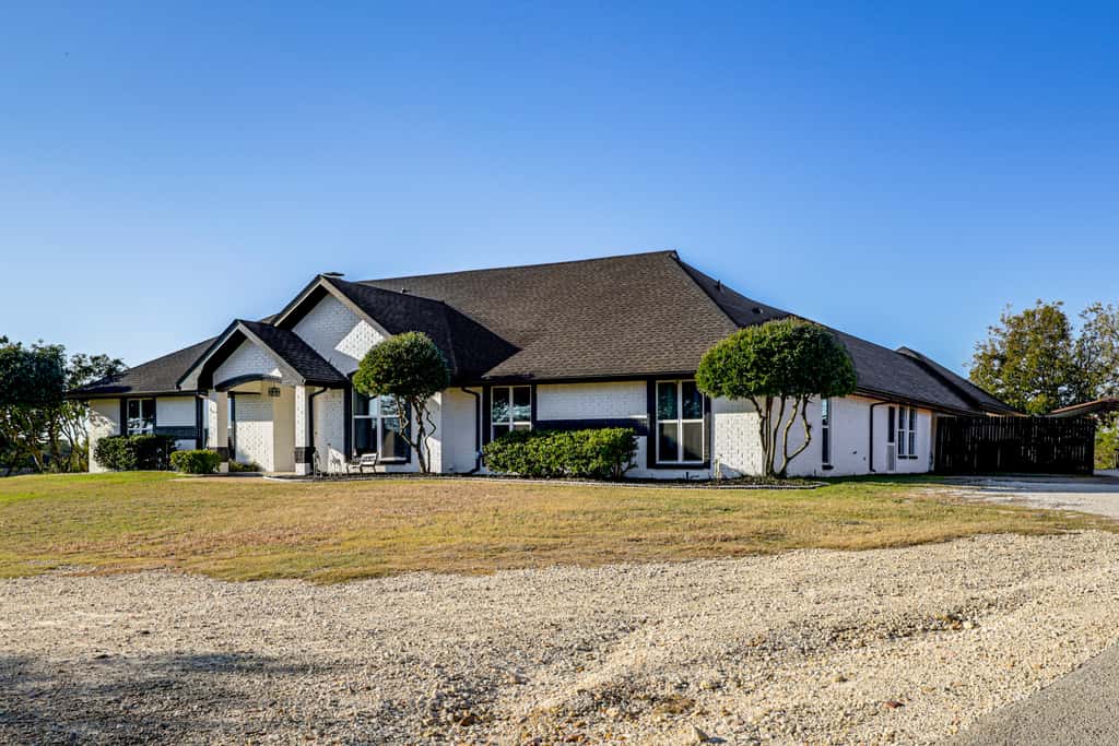 Granbury Studio - 10 Mins From Town + The Lake!