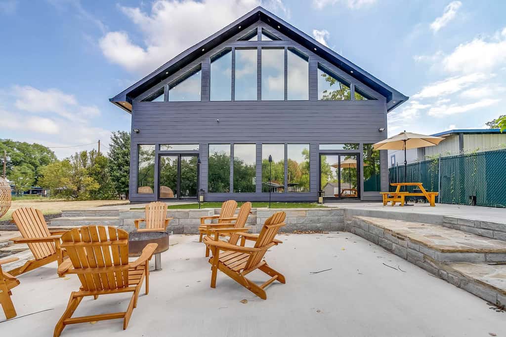Waterfront Granbury Home w/ Electric Fireplace!