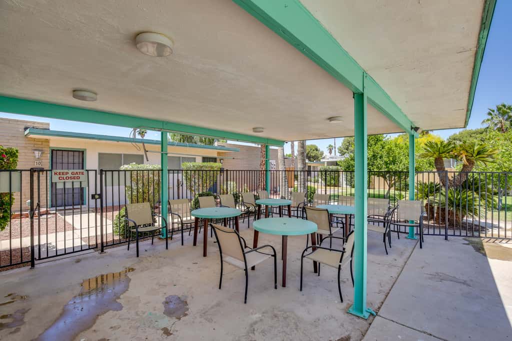 Centrally Located Yuma Retreat w/ Fenced Patio