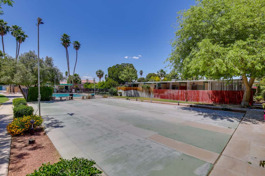 Centrally Located Yuma Retreat w/ Fenced Patio