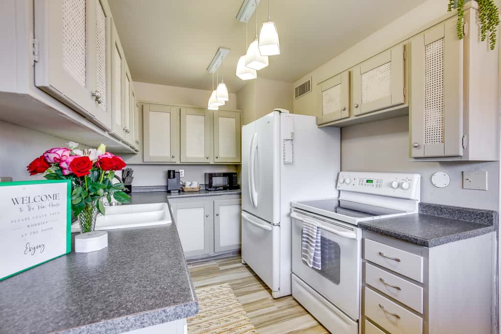 Centrally Located Yuma Retreat w/ Fenced Patio