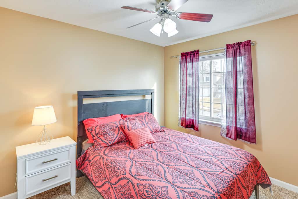 Private Yard & Patio: Spacious Retreat in Omaha!
