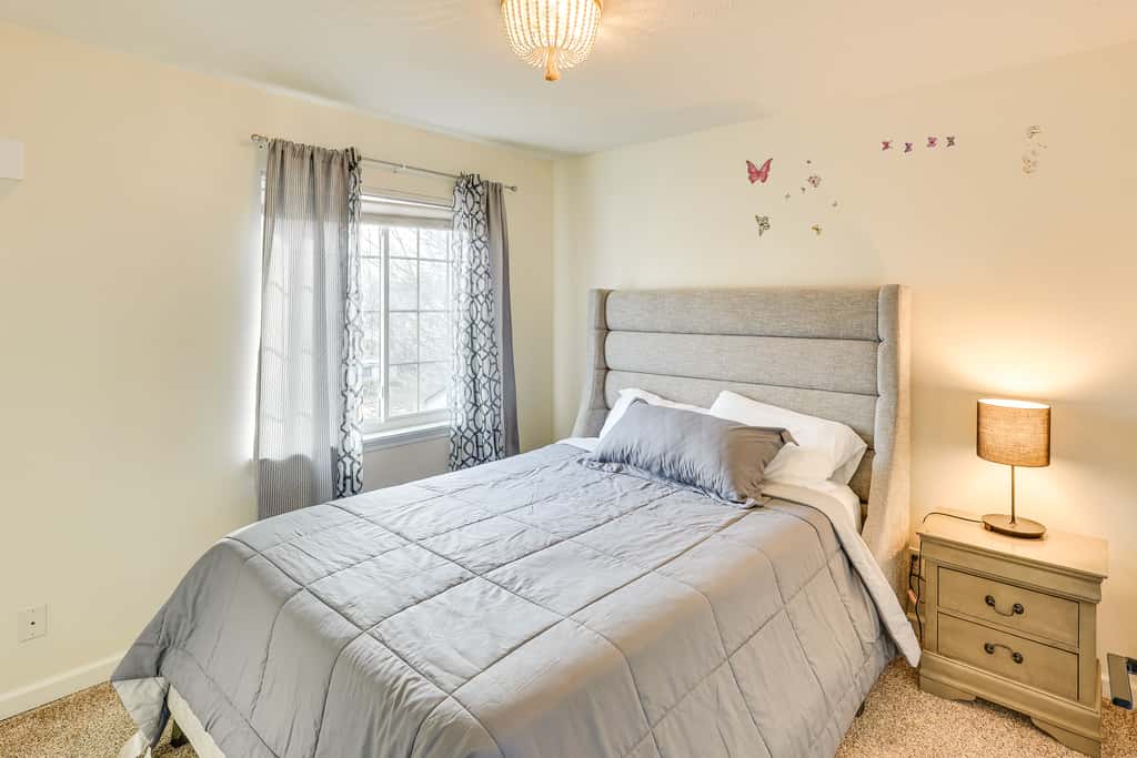 Private Yard & Patio: Spacious Retreat in Omaha!