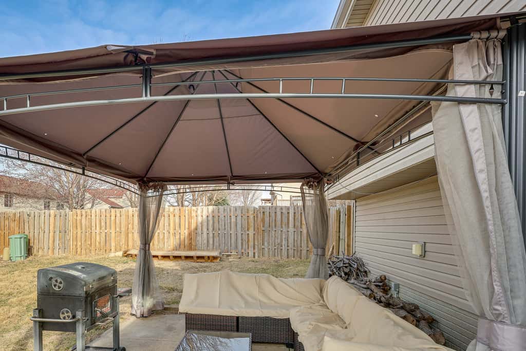 Private Yard & Patio: Spacious Retreat in Omaha!