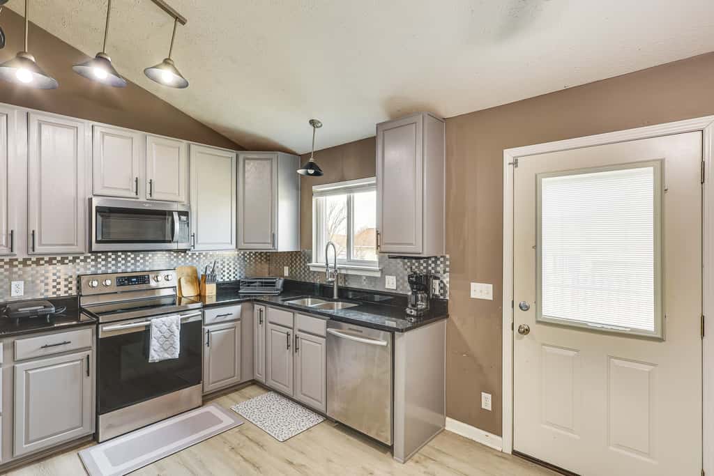 Private Yard & Patio: Spacious Retreat in Omaha!