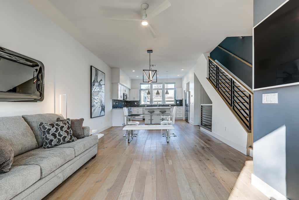 Walkable! Extended Stay 1 Mi to Dtwn Sacramento