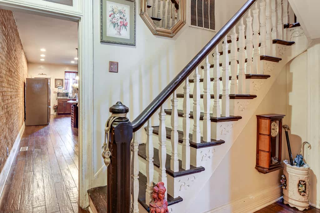 Elegant Upton Rowhouse 2 Mi to Inner Harbor!