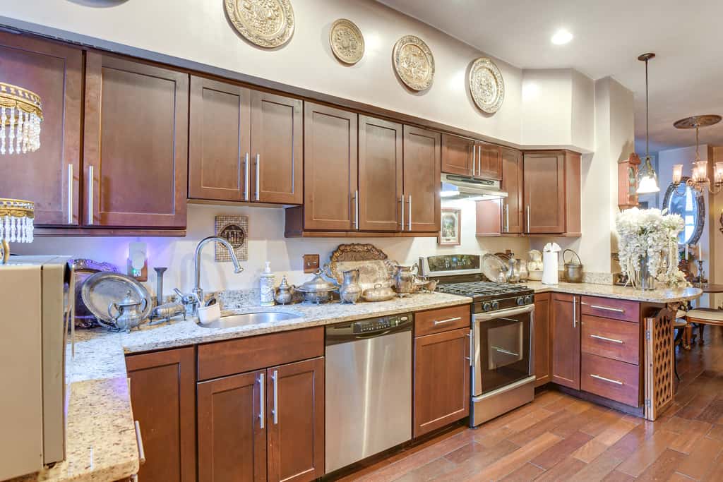 Elegant Upton Rowhouse 2 Mi to Inner Harbor!