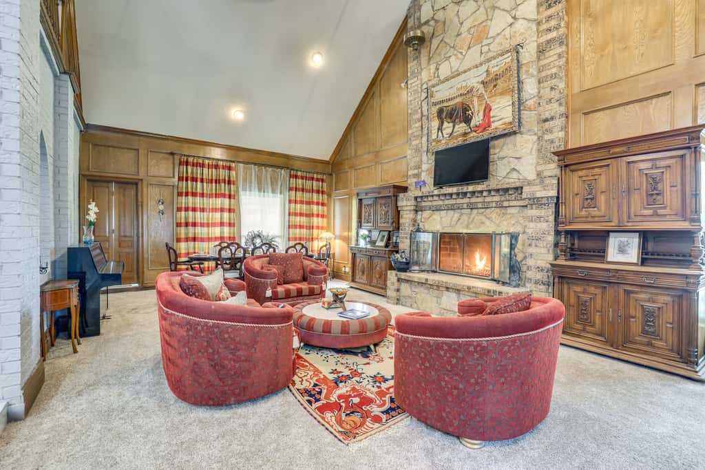 8 Mi Dallas Stadium! Fort Worth Home w/ Pool
