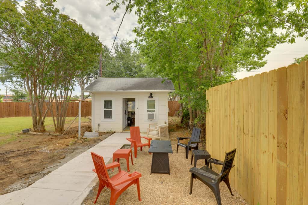 Walk to Cowboys Games: Arlington Home w/ Hot Tub!