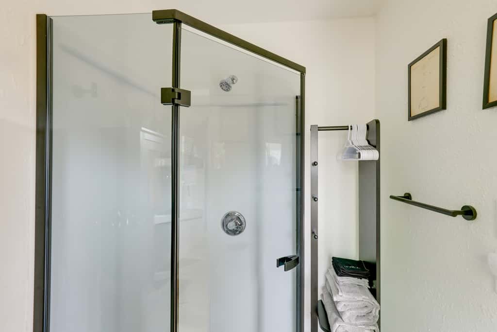 Walk to Cowboys Games: Arlington Home w/ Hot Tub!