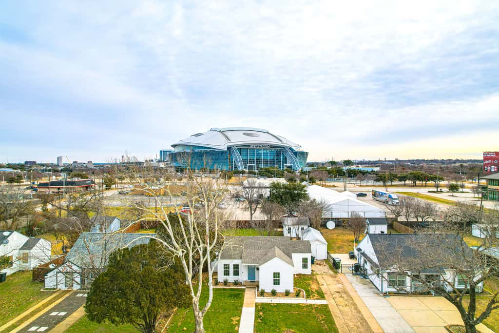 Walk to Cowboys Games: Arlington Home w/ Hot Tub!