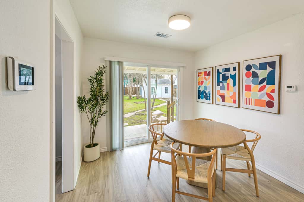 Walk to Cowboys Games: Arlington Home w/ Hot Tub!