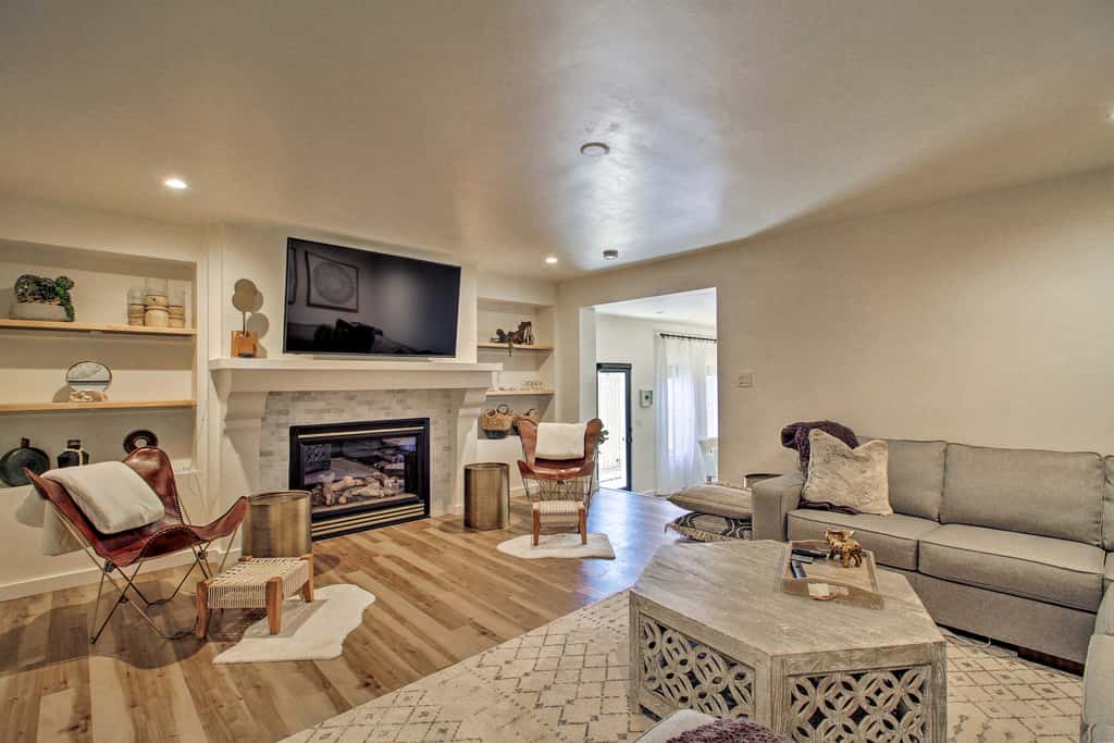 Luxury Albuquerque Home w/ Pool, Deck, + Hot Tub!