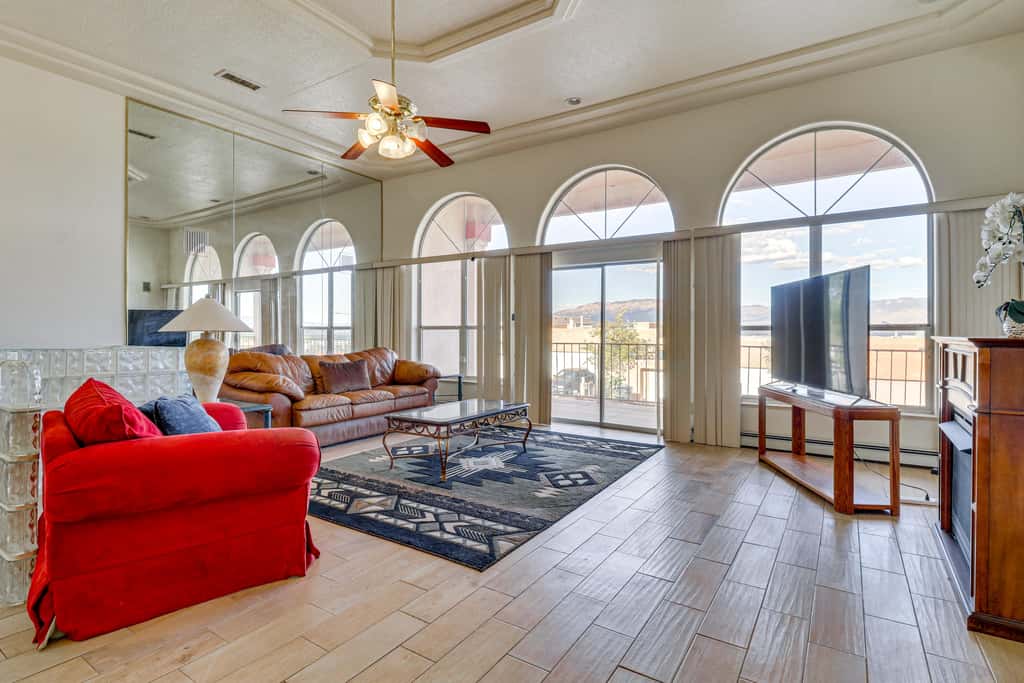 ABQ Townhouse w/ Mtn-View Balcony: Pets Welcome!