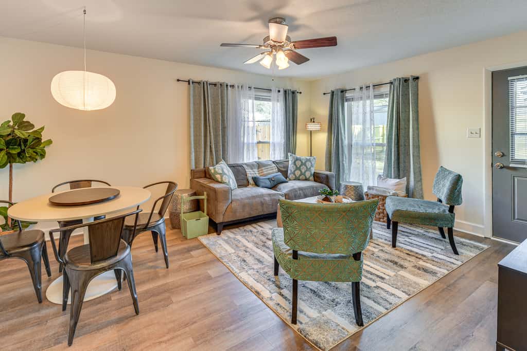 Quiet & Modern Family Home in Spring Lake