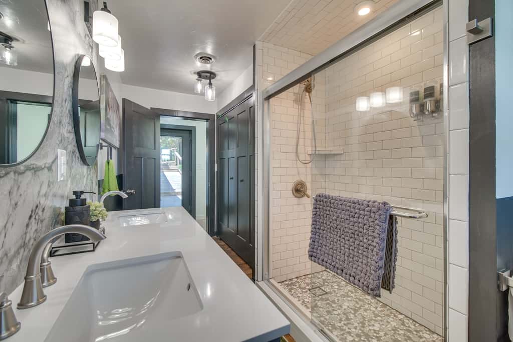 Waterfront ‘StoneHaven at Reed Point’ w/ Swim Spa!