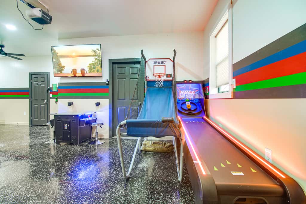 Waterfront ‘StoneHaven at Reed Point’ w/ Swim Spa!