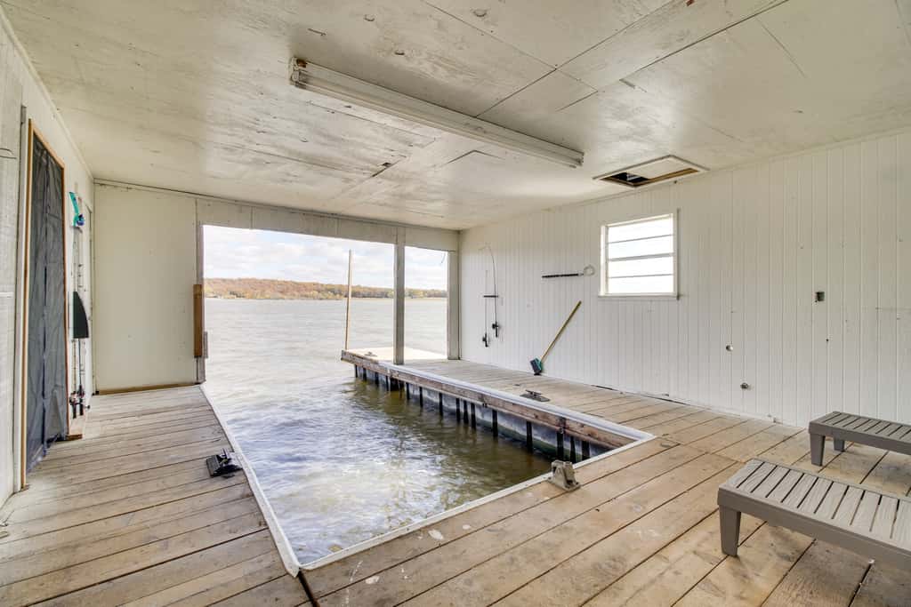 Waterfront ‘StoneHaven at Reed Point’ w/ Swim Spa!