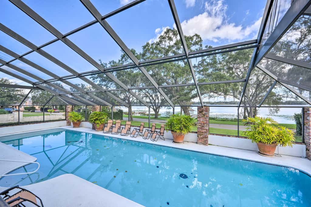 Lanai & Pool: Elegant Villa in Winter Haven!