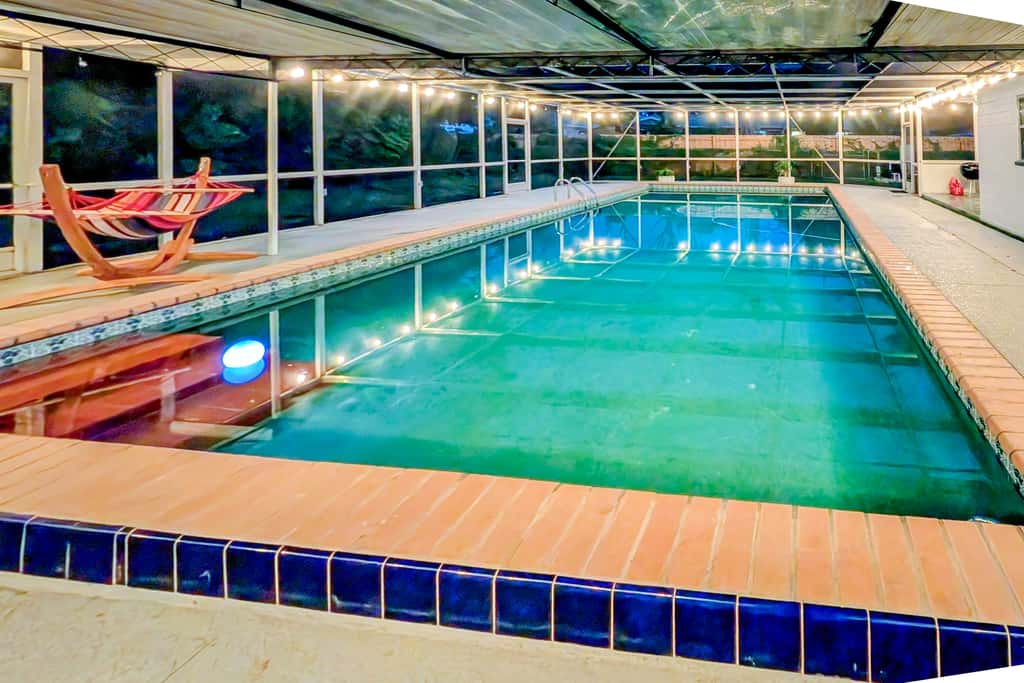 Legoland & Lakes Pool Home w/ Private Suite