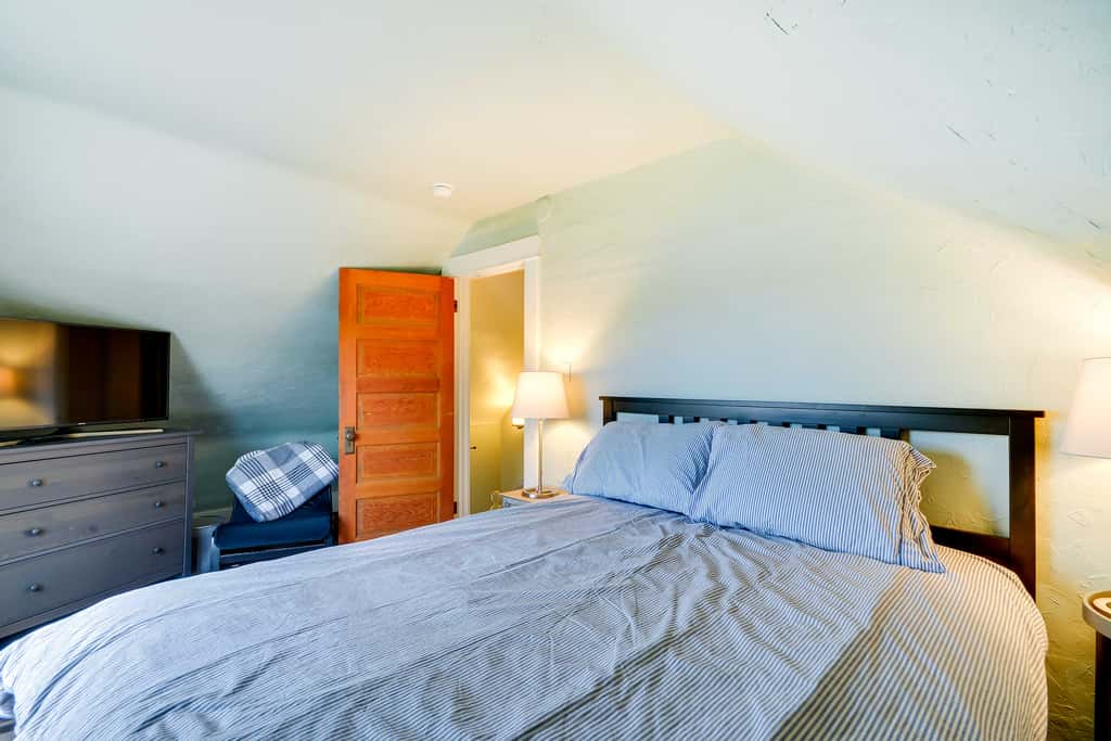 Red Lodge Home on Broadway - 15 Min to Ski Resort!