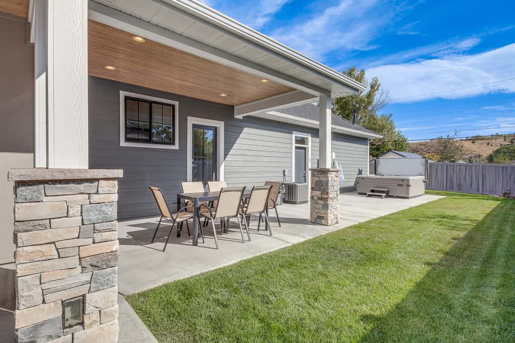 Red Lodge Home w/ Private Hot Tub & Fire Pit!