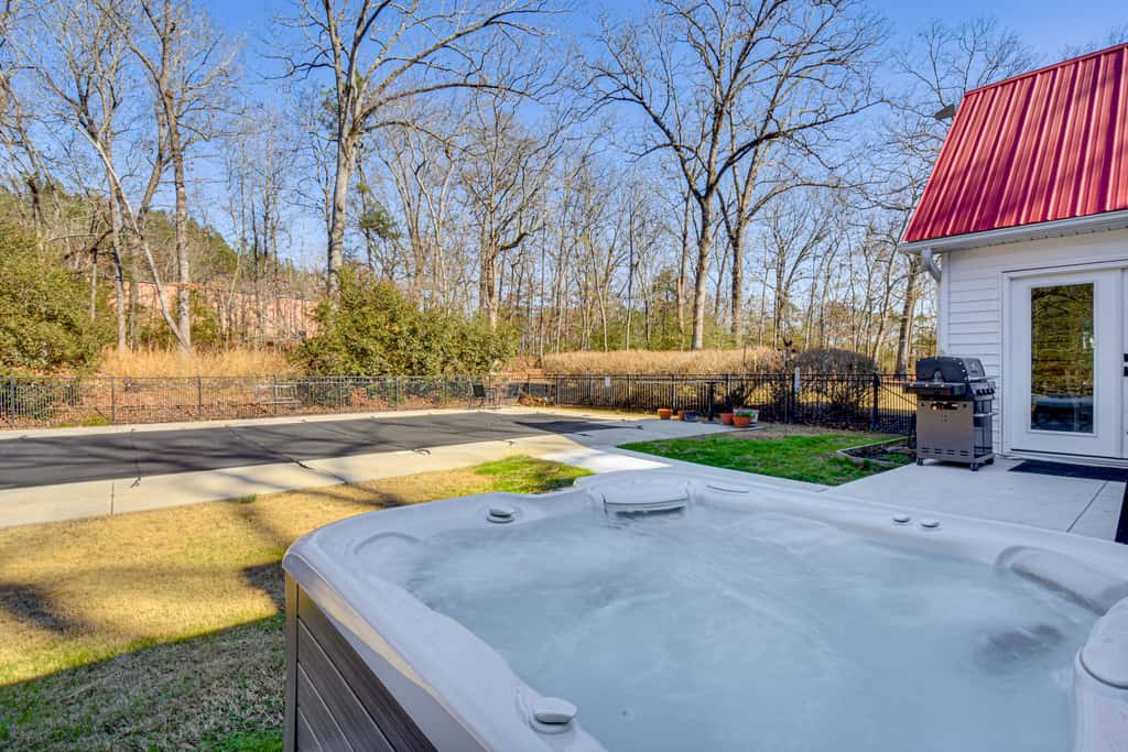 Historic Farmhouse: Memorable Moments Near Clemson