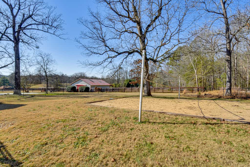 Historic Farmhouse: Memorable Moments Near Clemson