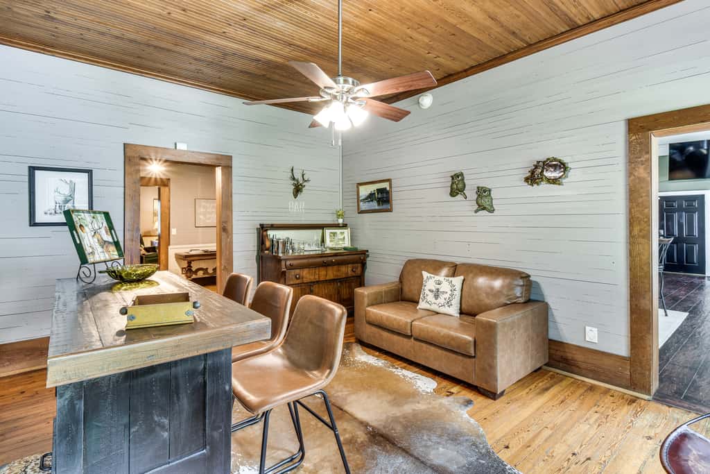 Historic Farmhouse: Memorable Moments Near Clemson