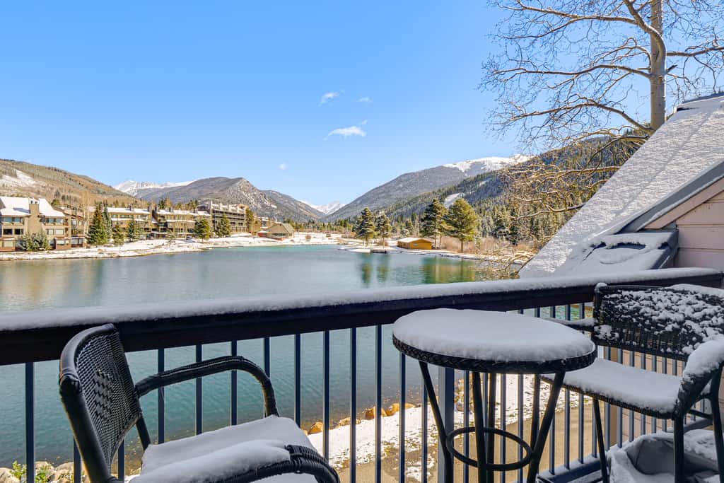 Continental Divide Views: Lakefront Keystone Condo