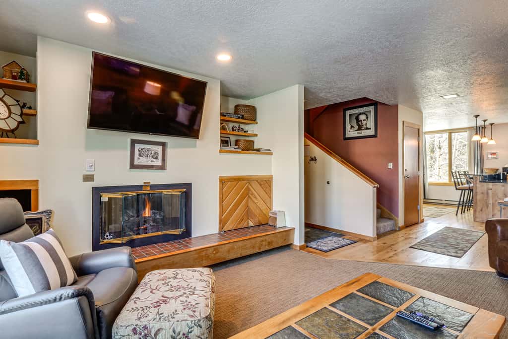 Continental Divide Views: Lakefront Keystone Condo