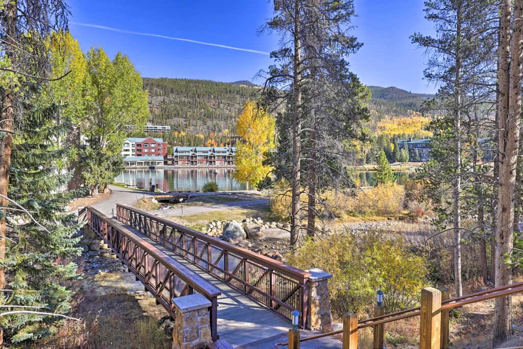 Continental Divide Views: Lakefront Keystone Condo