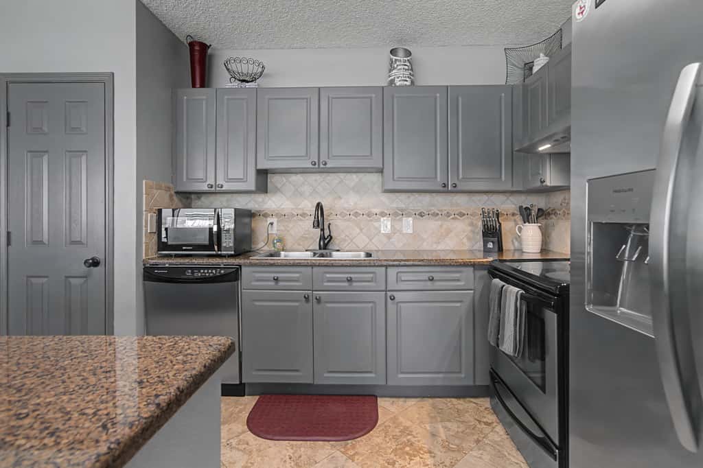 Shop & Dine: Fort Worth Condo w/ Racetrack Views!