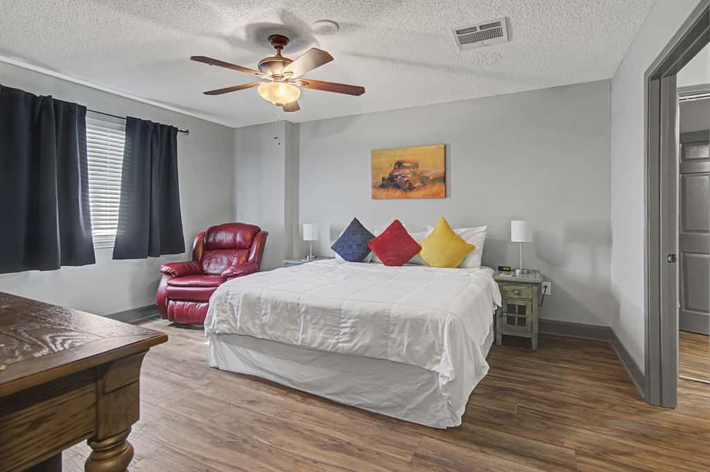 Shop & Dine: Fort Worth Condo w/ Racetrack Views!