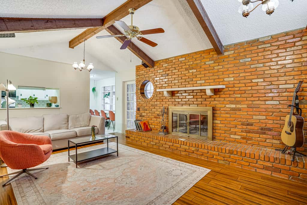Karaoke Ready! Fort Worth Area Home