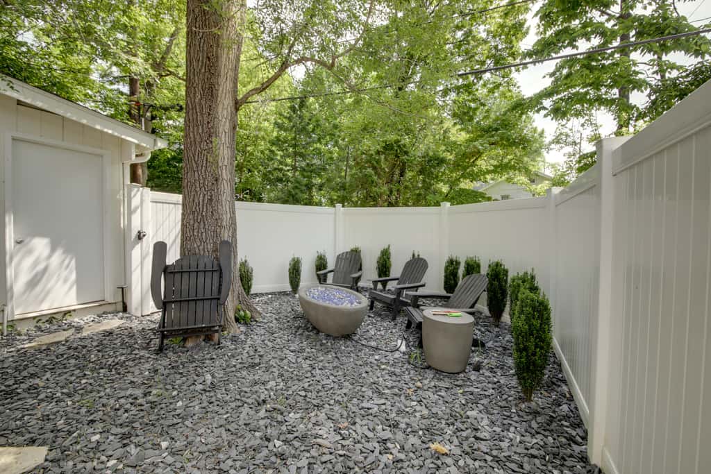 Bloomington Bungalow - Steps to Campus!