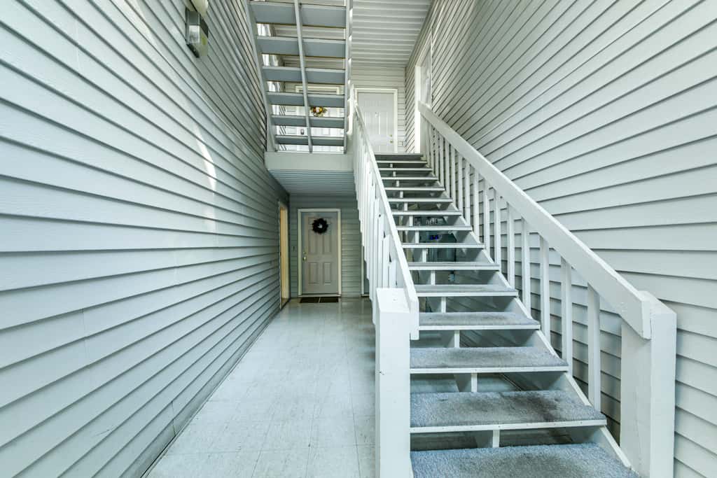 3 Mi to IU: Dog-Friendly Condo w/ Pool Access!