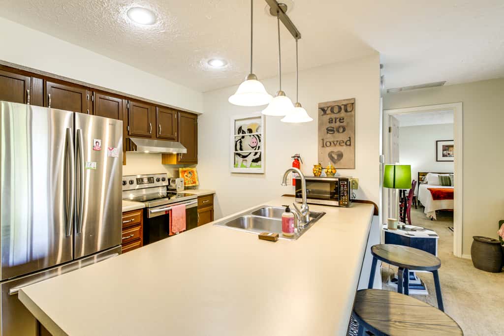 3 Mi to IU: Dog-Friendly Condo w/ Pool Access!