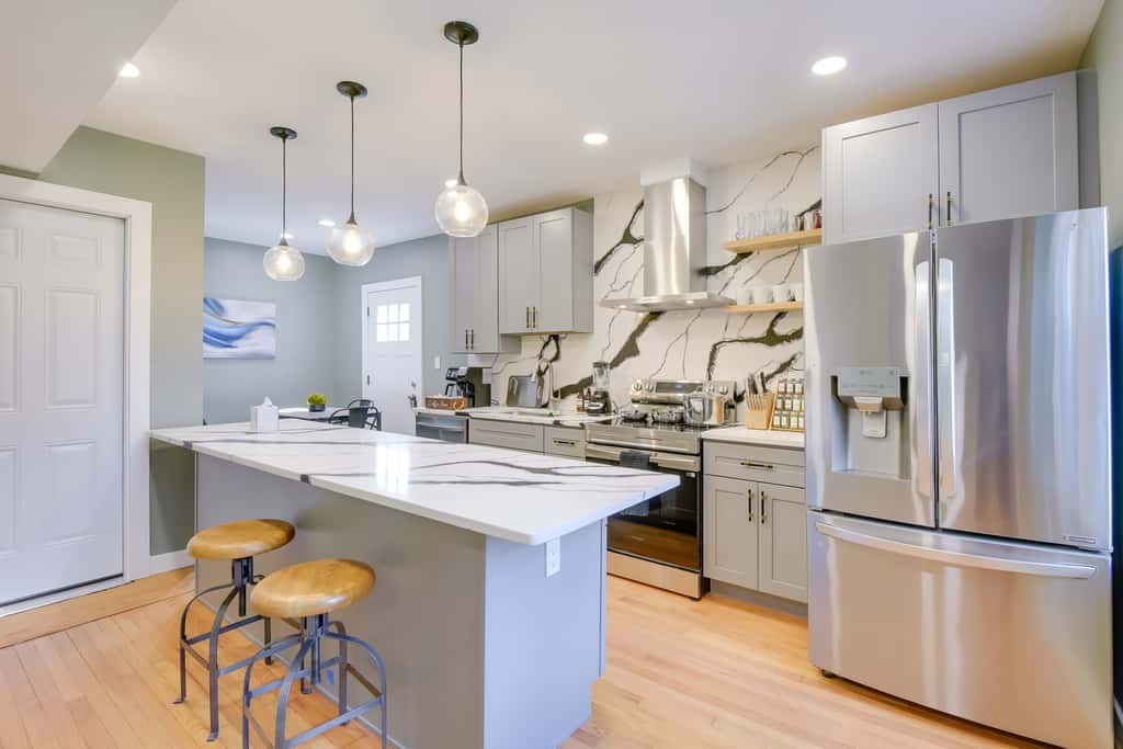 8 Mi to DC: Cheverly Apt w/ Easy Metro Access