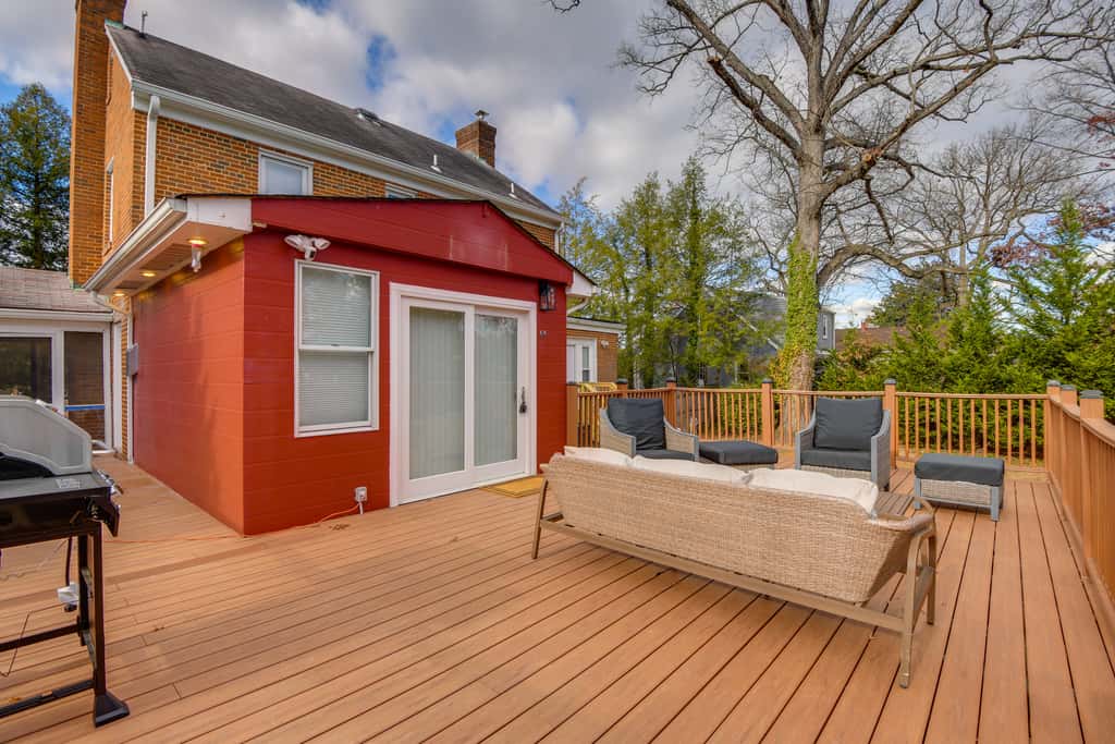 8 Mi to DC: Cheverly Apt w/ Easy Metro Access